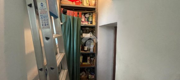 2 Schlafzimmer Wohnung in Genoa, Italy, Nr. 164339 21