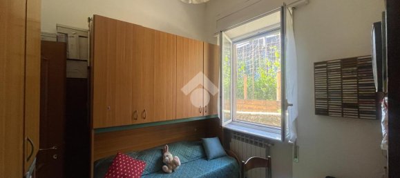 2 Schlafzimmer Wohnung in Genoa, Italy, Nr. 164339 4