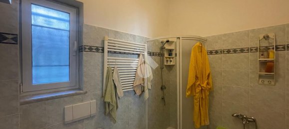 2 Schlafzimmer Wohnung in Genoa, Italy, Nr. 164339 10