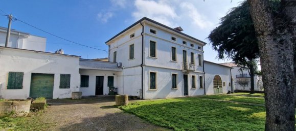 7 rooms House in Padua, Italy No. 166506 11