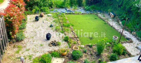 3 Schlafzimmer Haus in Penna San Giovanni, Italy, Nr. 64017 25