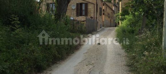 3 Schlafzimmer Haus in Penna San Giovanni, Italy, Nr. 64017 28