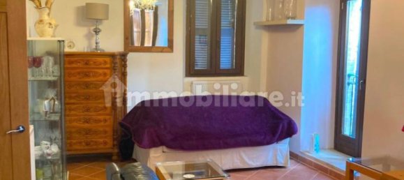 3 Schlafzimmer Haus in Penna San Giovanni, Italy, Nr. 64017 4