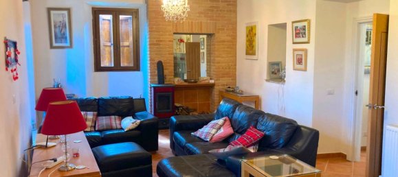 3 Schlafzimmer Haus in Penna San Giovanni, Italy, Nr. 64017 3