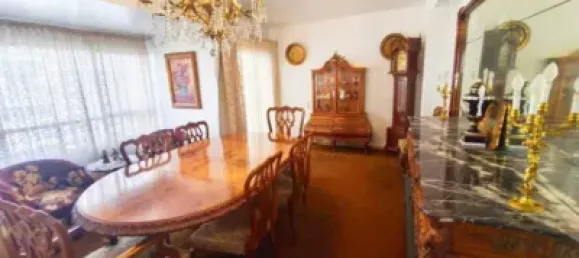 4 bedrooms Apartment in Valencia, Spain No. 134918 2