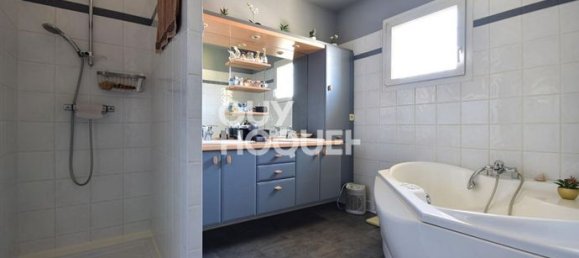 Casa de 3 dormitorios en La Roche-de-Glun, France No. 306221 8