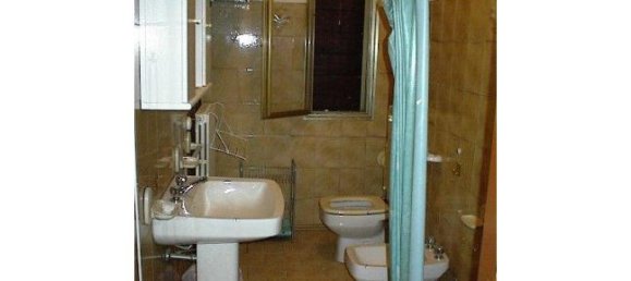 2 bedrooms House in Ferrara, Italy No. 252647 5