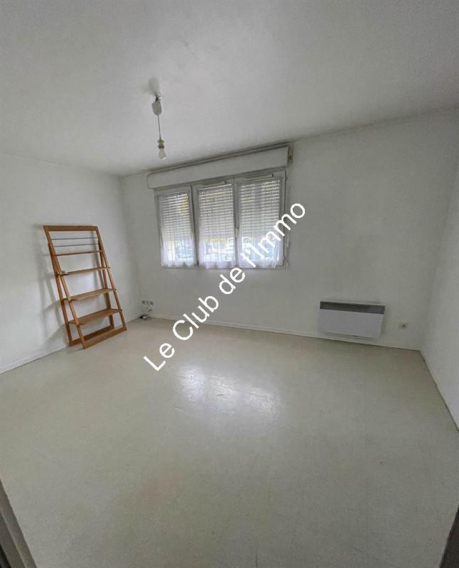 Studio in Orleans, France No. 89354