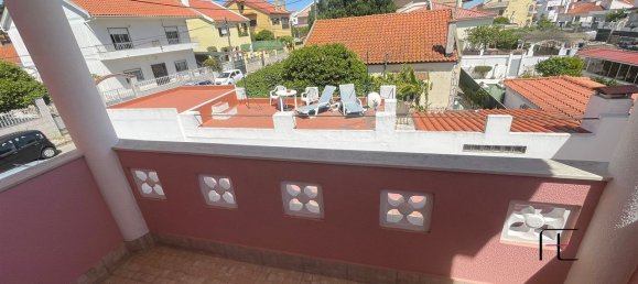 4 bedrooms House in Almada, Portugal No. 141900 19