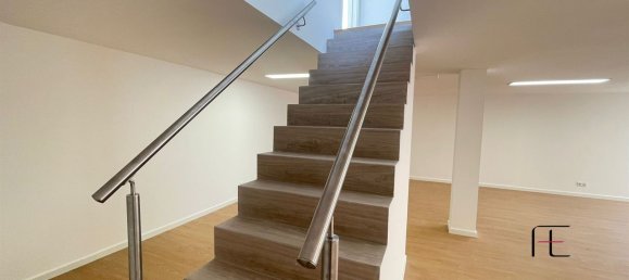 4 bedrooms House in Almada, Portugal No. 141900 26