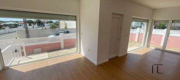 4 bedrooms House in Almada, Portugal No. 141900 34