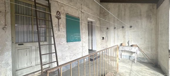 Дом с 5 комнатами в Коссато, Италия № 145369 15