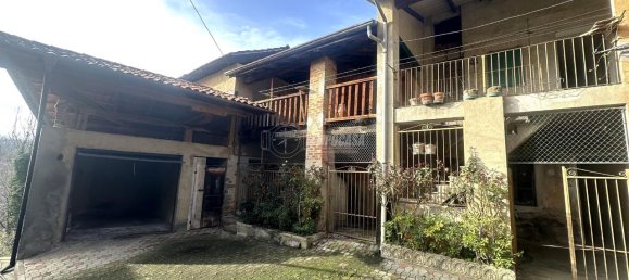 Дом с 5 комнатами в Коссато, Италия № 145369 5