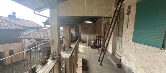 Дом с 5 комнатами в Коссато, Италия № 145369 14