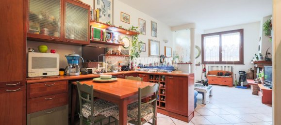 3 rooms Apartment in Monterenzio, Italy No. 143292 9