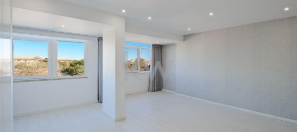 4 Schlafzimmer Doppelhaus in Cascais, Portugal, Nr. 93870 11