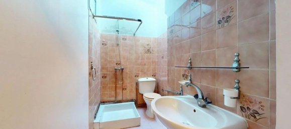 4 bedrooms House in Les Essarts-le-Roi, France No. 291399 18