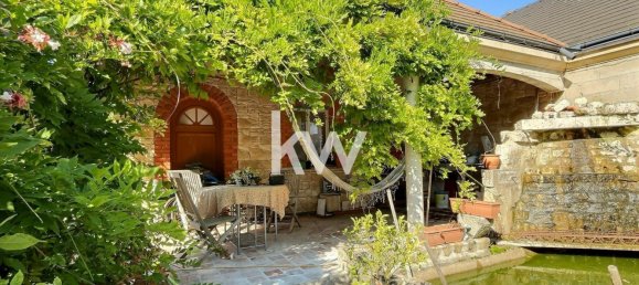 6 bedrooms House in Montcresson, France No. 247369 11