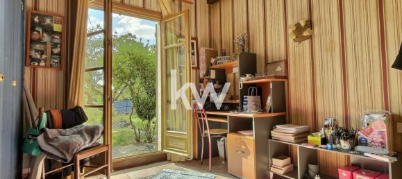 6 bedrooms House in Montcresson, France No. 247369 13