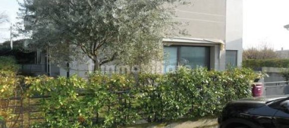 Apartamento de 2 dormitorios en San Vendemiano, Italy No. 378363 12