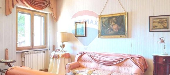 3 bedrooms Apartment in Caserta, Italy No. 344510 2