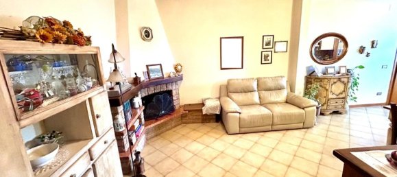 4-Zimmer Haus in Ponsacco, Italy, Nr. 41381 5