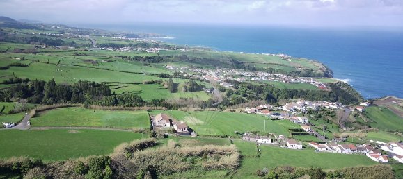 2 bedrooms House in Nordeste, Portugal No. 45355 22