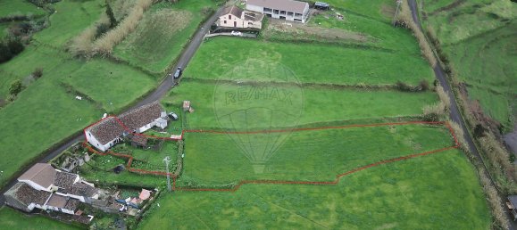 2 bedrooms House in Nordeste, Portugal No. 45355 20