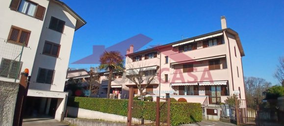 3 rooms Apartment in Ceriano Laghetto, Italy No. 61458 38