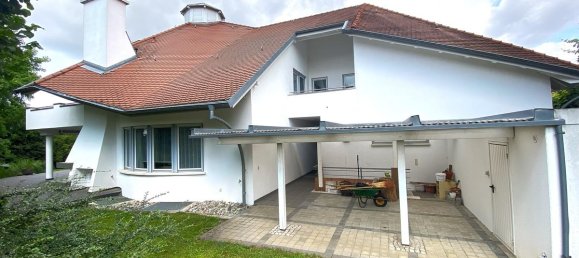 7 rooms Villa in Neu-Ulm, Germany No. 211924 4