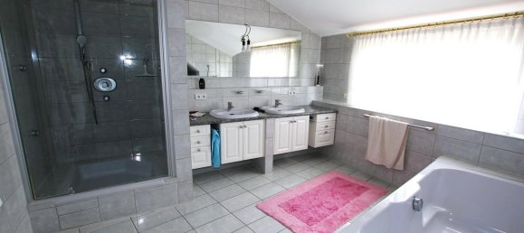 7 rooms Villa in Neu-Ulm, Germany No. 211924 21