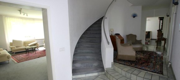 7 rooms Villa in Neu-Ulm, Germany No. 211924 10