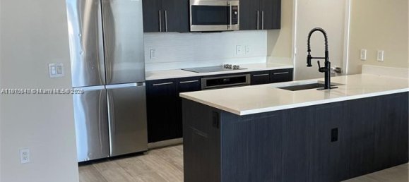 Propriedade comercial T3 em Miami, EUA N.º 615110 28