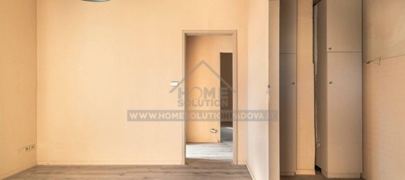 3 bedrooms Villa in Padua, Italy No. 122569 4