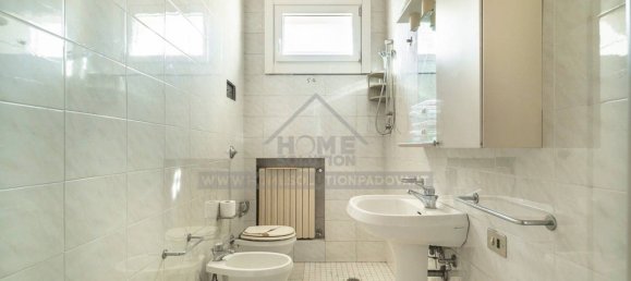 3 bedrooms Villa in Padua, Italy No. 122569 14