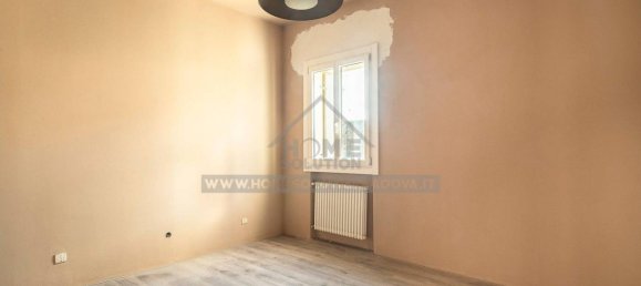 3 bedrooms Villa in Padua, Italy No. 122569 8