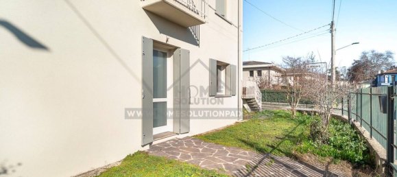 3 bedrooms Villa in Padua, Italy No. 122569 2