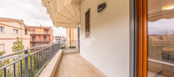 2 bedrooms Apartment in Rome, Italy No. 57346 7