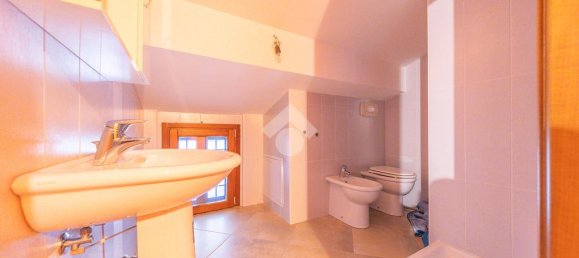 2 bedrooms Apartment in Rome, Italy No. 57346 17