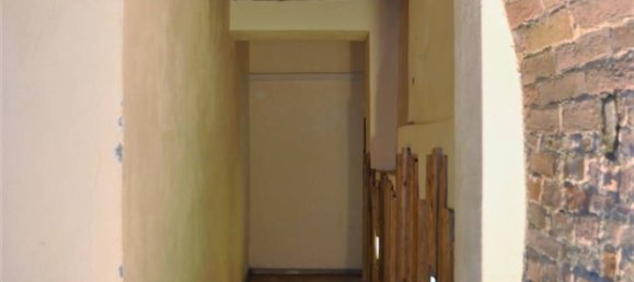 3-Zimmer Gewerbliche Immobilie in Siena, Italy, Nr. 78657 7