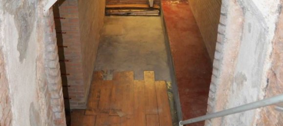 3-Zimmer Gewerbliche Immobilie in Siena, Italy, Nr. 78657 12