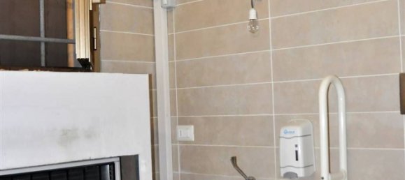 3-Zimmer Gewerbliche Immobilie in Siena, Italy, Nr. 78657 11