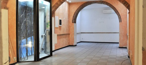 3-Zimmer Gewerbliche Immobilie in Siena, Italy, Nr. 78657 2