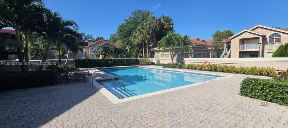 3 chambres propriété commerciale à louer à Miami, Miami-Dade, Florida, USA № 615019 22