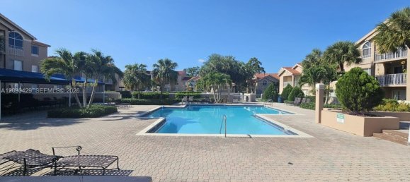 3 chambres propriété commerciale à louer à Miami, Miami-Dade, Florida, USA № 615019 21