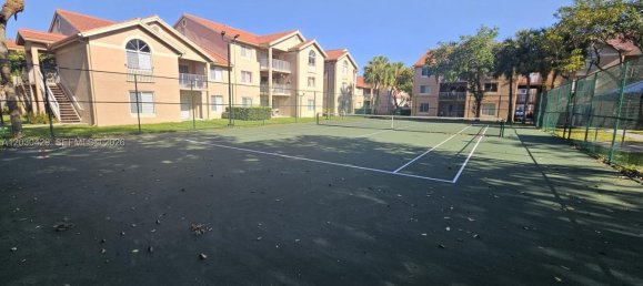3 chambres propriété commerciale à louer à Miami, Miami-Dade, Florida, USA № 615019 20
