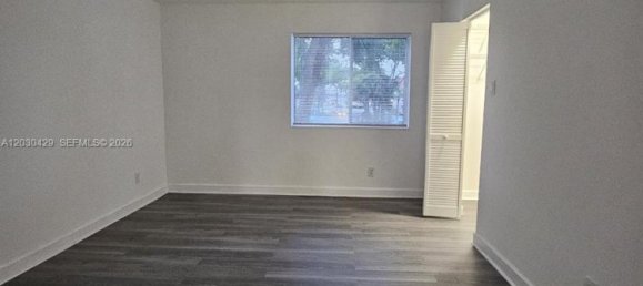 3 chambres propriété commerciale à louer à Miami, Miami-Dade, Florida, USA № 615019 6