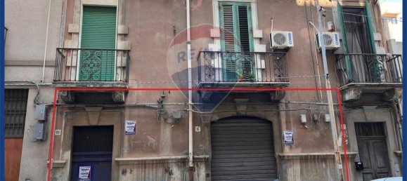 Gewerbliche Immobilie in Messina, Italy 200m², Nr. 317887 2
