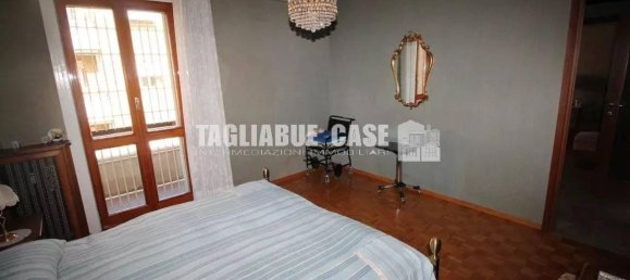 Apartamento de 5 habitaciónes en Bresso, Italy No. 65919 29