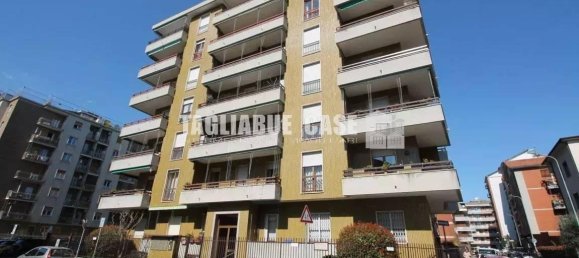 Apartamento de 5 habitaciónes en Bresso, Italy No. 65919 38